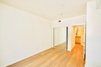 160 S Hudson Ave in Pasadena, CA - Building Photo - Building Photo