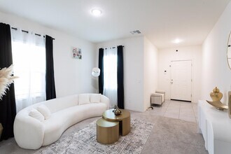 36094 W Santa Barbara Ave in Maricopa, AZ - Building Photo - Building Photo
