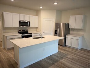 5322 SW 52nd Ct in Gainesville, FL - Building Photo - Building Photo