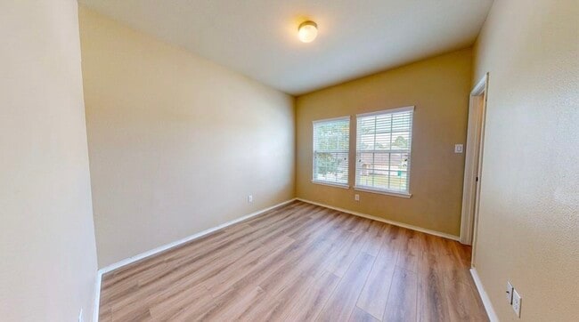 property at 2602 Arica Ln