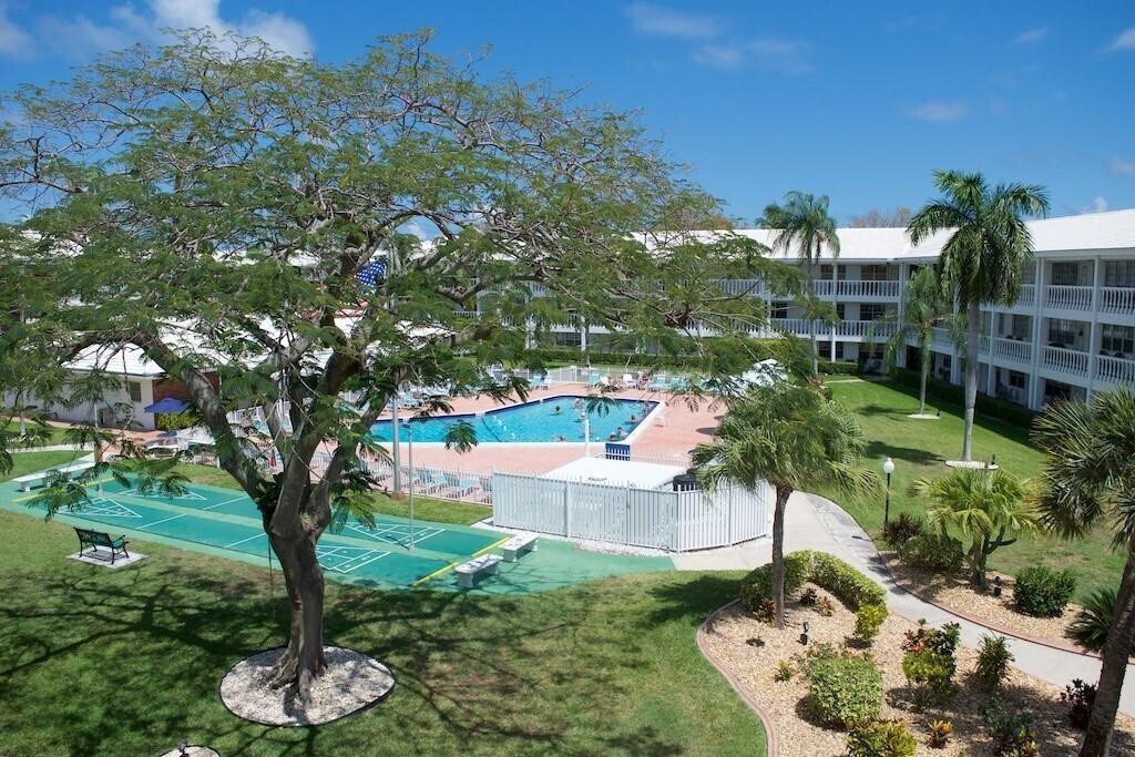 5200 NE 24th Terrace in Fort Lauderdale, FL - Foto de edificio