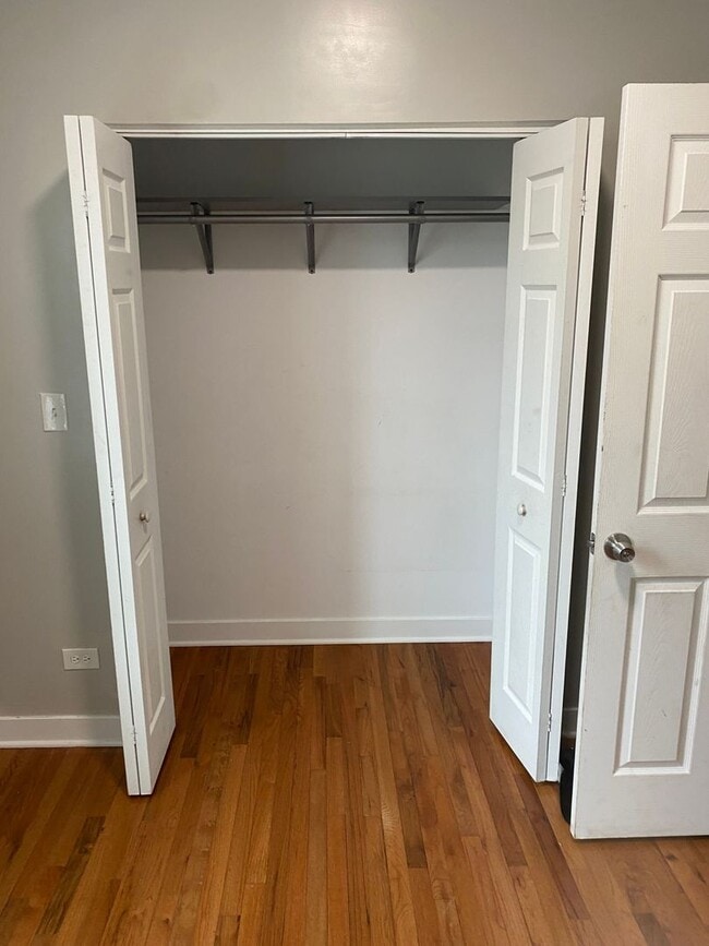 6402 S Eberhart Ave in Chicago, IL - Building Photo - Building Photo