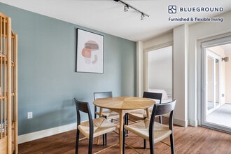 10555 Main St-Unit -FL6-ID524 in Bellevue, WA - Building Photo - Building Photo