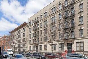 607-609 W 180th St in New York, NY - Building Photo