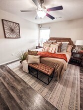 6900 SW Whitmarsh Rd in Bentonville, AR - Foto de edificio - Building Photo