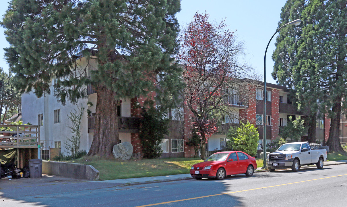 Kevin Manor Apartments in Vancouver, BC - Building Photo
