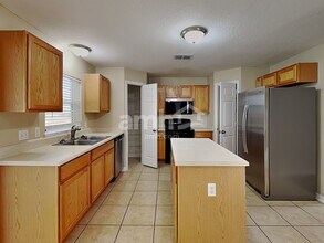 1605 Pickard Cir in Apopka, FL - Building Photo - Building Photo