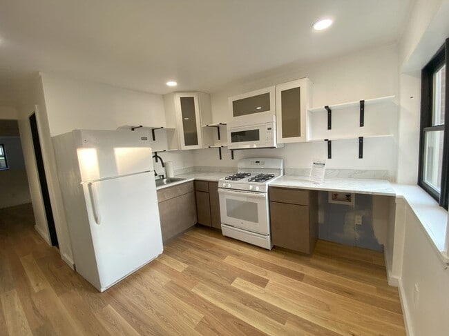 property at 211 9th St