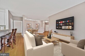 130 Chevy Chase St in Gaithersburg, MD - Building Photo - Building Photo