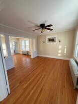 18 Roger St, Unit 18 Roger st Second Floor in Hartford, CT - Building Photo