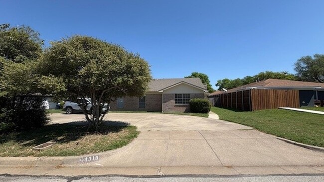 property at 4318 Segura Ct S