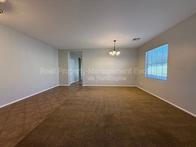 1315 E Walnut Rd in Gilbert, AZ - Building Photo - Building Photo