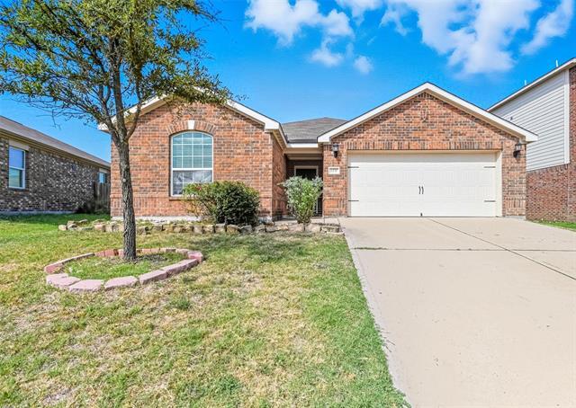 6237 Obsidian Creek Dr in Fort Worth, TX - Building Photo