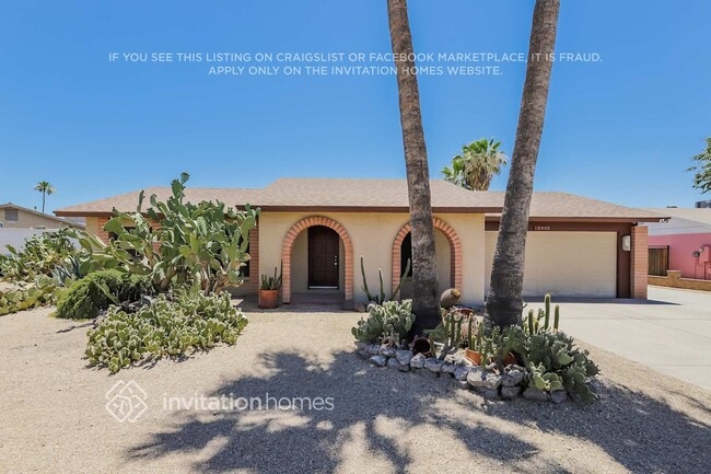 property at 5141 W Larkspur Dr