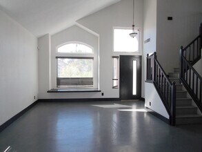 1506 Champagne Cir in Las Vegas, NV - Building Photo - Building Photo