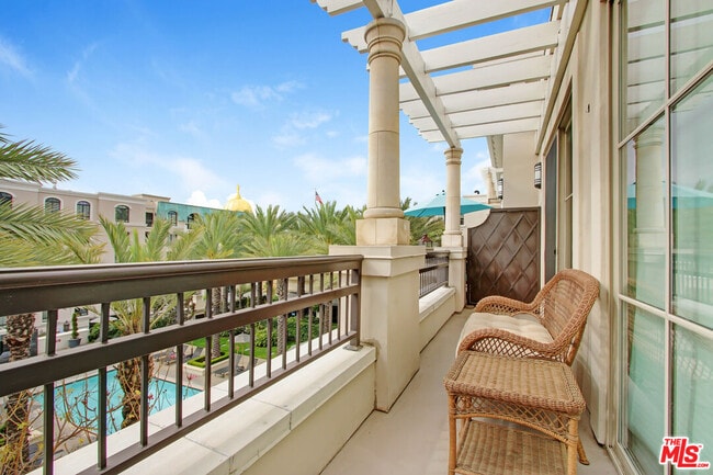 589 Americana Way in Glendale, CA - Building Photo - Building Photo