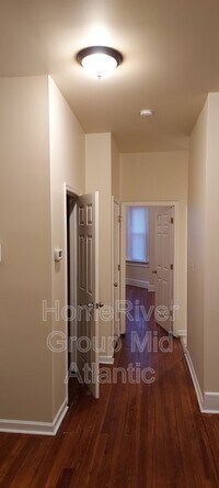 2912 Brighton St photo'