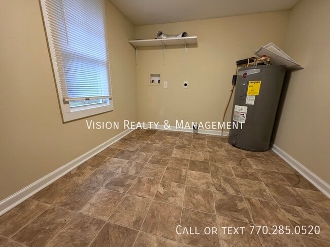 219 Barrett Rd in Bowdon, GA - Building Photo - Building Photo