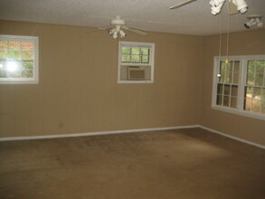 131 Valcour Rd in Columbia, SC - Building Photo - Building Photo