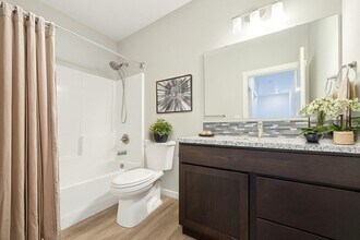 529 S Quillan Pl in Kennewick, WA - Building Photo - Building Photo