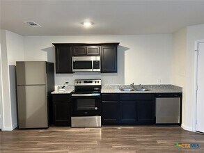 918 S 39th St in Temple, TX - Building Photo - Building Photo