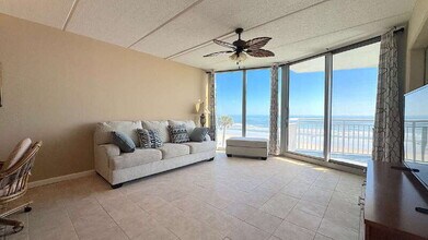 3601 S Atlantic Ave in Daytona Beach, FL - Building Photo - Building Photo