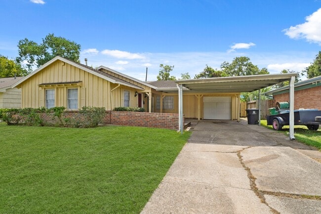 property at 514 Sulphur St