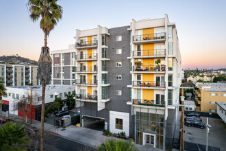 The Fifty Five Fifty in Los Angeles, CA - Building Photo - Building Photo