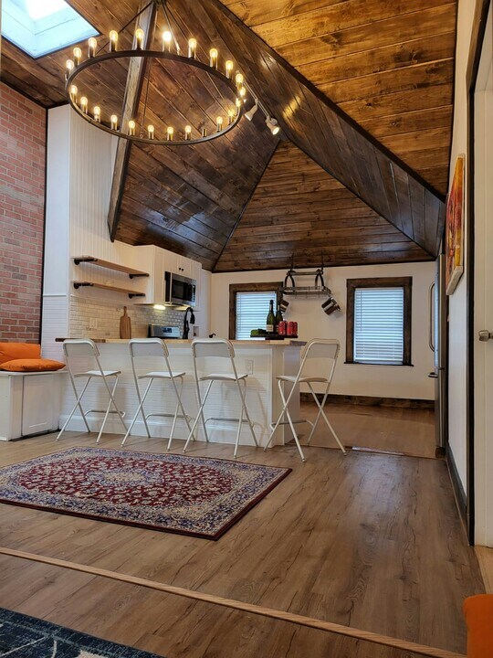 1482 Cambridge St in Cambridge, MA - Building Photo