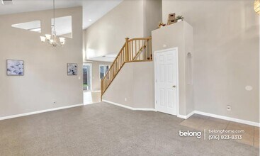 9412 Viridian Way in Elk Grove, CA - Foto de edificio - Building Photo