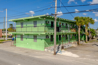 417 SW 6th St in Belle Glade, FL - Building Photo - Building Photo