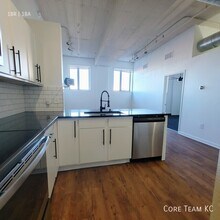 320 W 7th St in Kansas City, MO - Building Photo - Building Photo