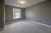 435 W Wood St, Unit 305 in Palatine, IL - Building Photo - Building Photo