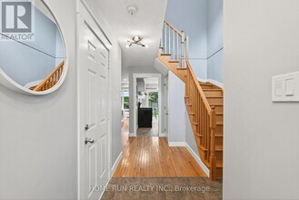 19 Harrington Ct in Ottawa, ON - Building Photo - Building Photo