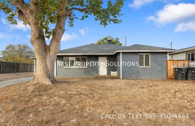 property at 1408 W Lee St