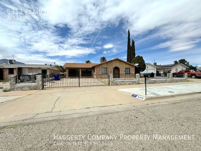 property at 5313 Plainview Dr
