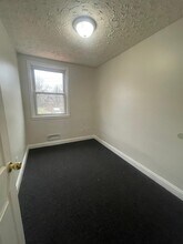 4908 Greencrest Rd in Baltimore, MD - Building Photo - Building Photo