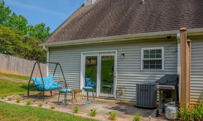 property at 2026 Silverbrook Dr