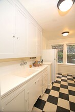 Glengarry in Seattle, WA - Building Photo - Interior Photo