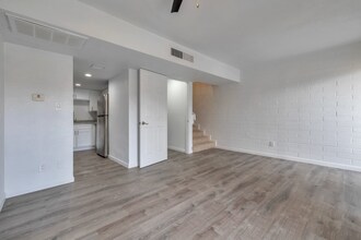 1815 W Tuckey Ln in Phoenix, AZ - Building Photo - Building Photo
