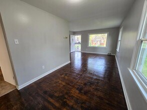 4562 Johnson St in Gary, IN - Building Photo - Building Photo