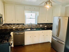 5520 Red Cardinal Ln in Fort Worth, TX - Building Photo - Building Photo