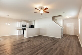 1819 Allegheny Dr in Gastonia, NC - Building Photo - Building Photo