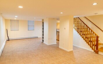 31 E Concord St, Unit 1 in Boston, MA - Building Photo - Building Photo