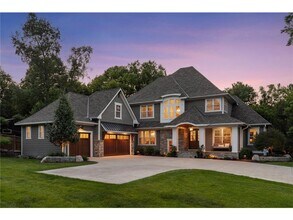 2890 Ella Ln in Minnetonka, MN - Building Photo - Building Photo