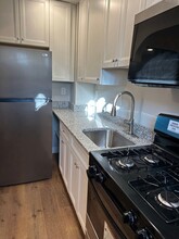 2036 Grinnalds Ave in Baltimore, MD - Building Photo - Building Photo