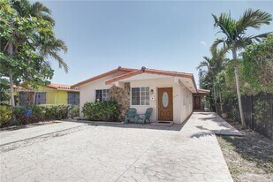 3500 SW 26th St in Miami, FL - Building Photo