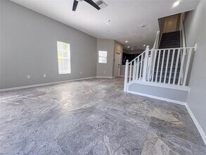 12837 Kings Crossing Dr in Gibsonton, FL - Building Photo - Building Photo