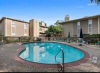 726 Bering Dr photo'