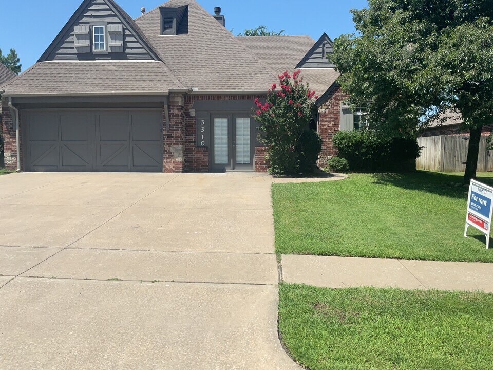 3310 W Atlanta St in Broken Arrow, OK - Building Photo